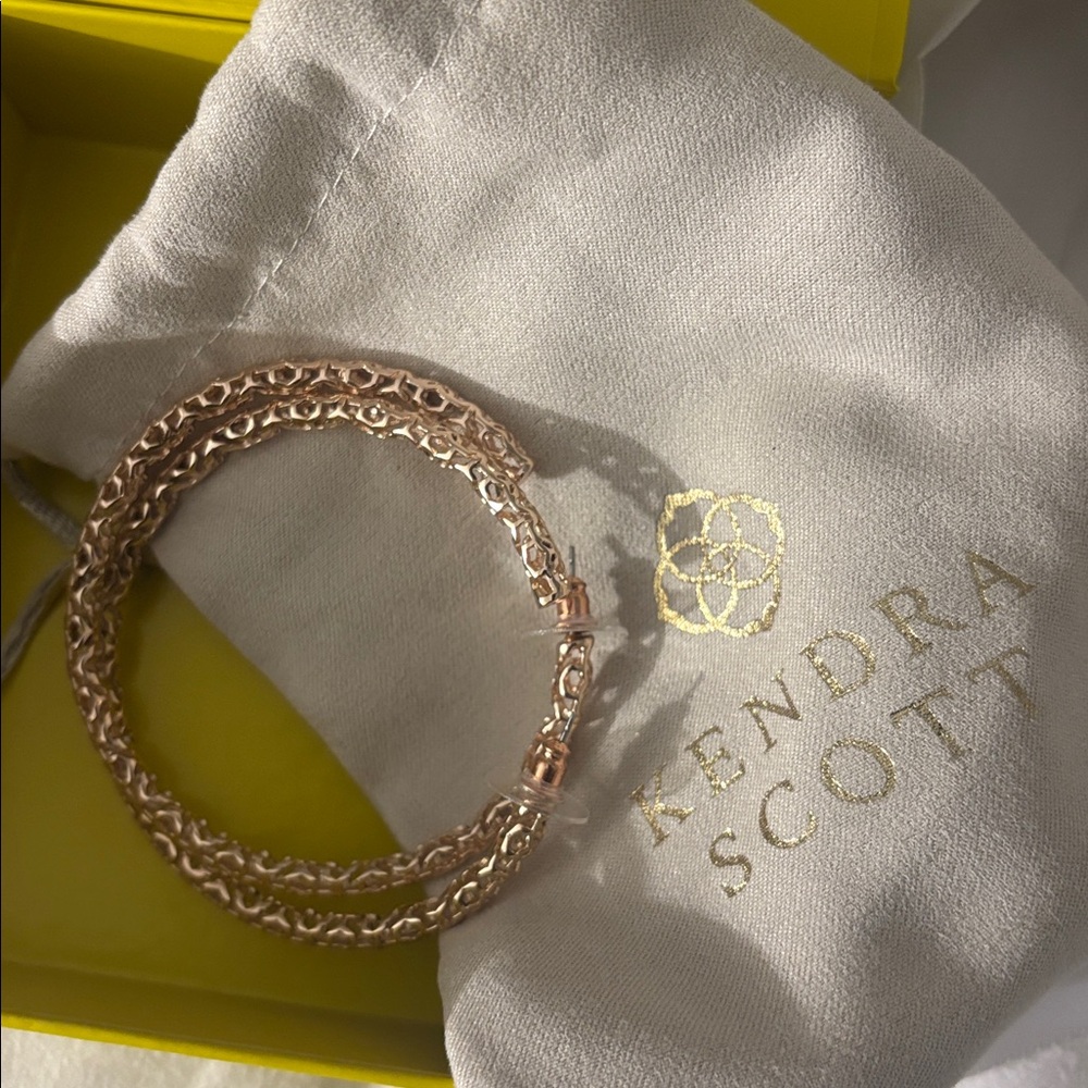 Kendra Scott Rose Gold hoop earrings